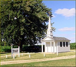 Wayside Chapel, Sioux Center, IA 7-27-13q (11033731094)